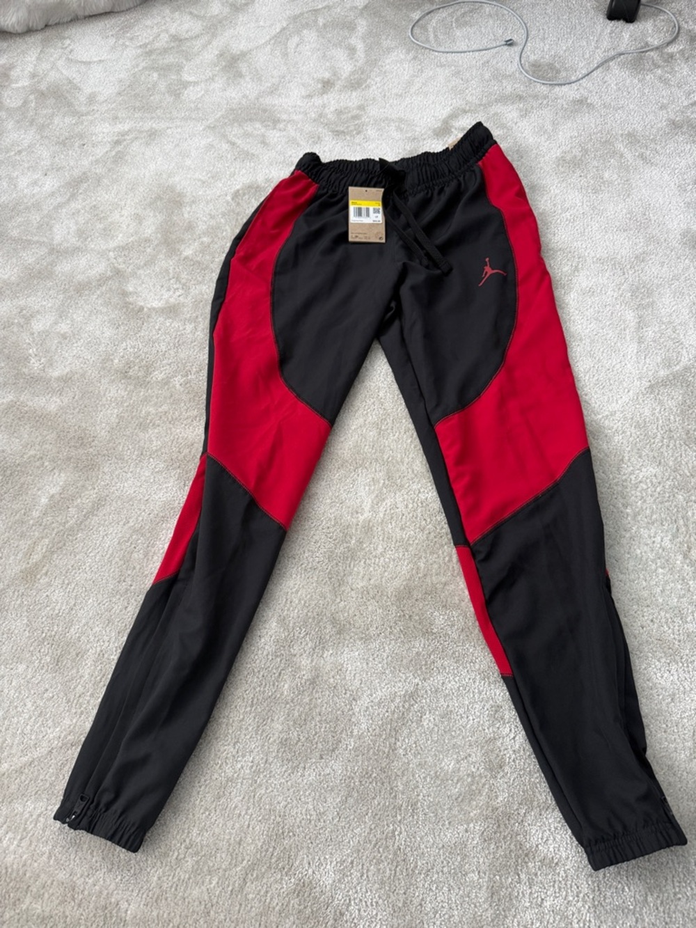 NWT Mens small Jordan dri-fit pants